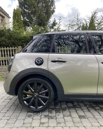 MINI Cooper S cena 88000 przebieg: 107000, rok produkcji 2019 z Kościerzyna małe 631